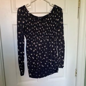 American Eagle Smocked Peplum Floral Long Sleeve